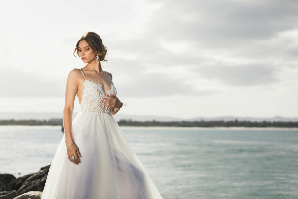 Common Mistakes People Make with Engagement Dress for Ladies Common Mistakes People Make with Engagement Dress for Ladies
