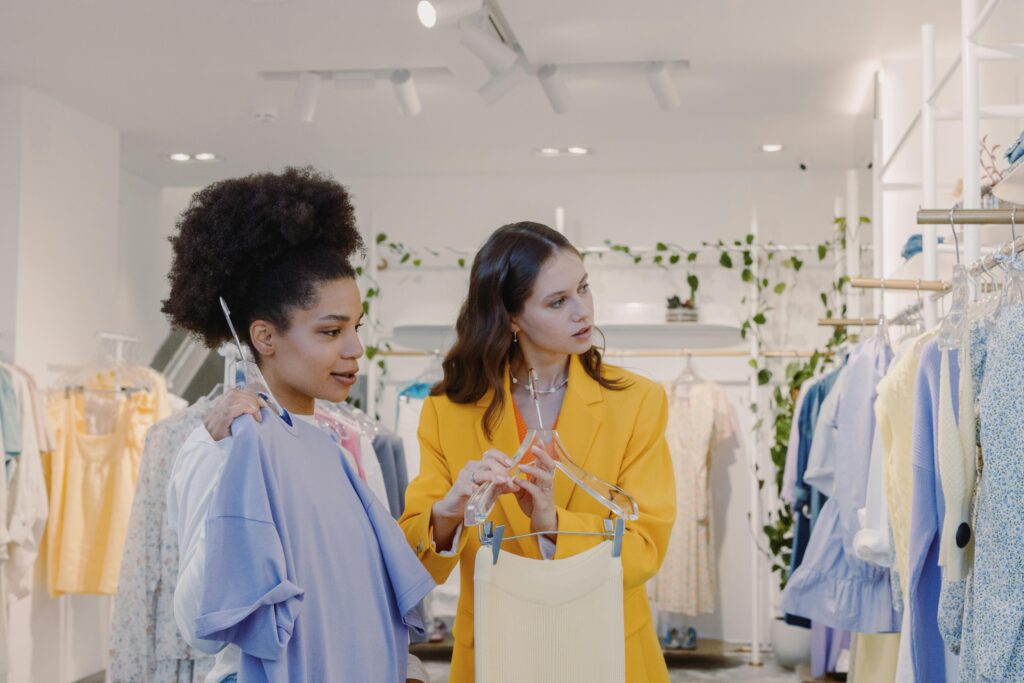 Where to Shop for the Best Brown Dresses for Ladies Where to Shop for the Best Brown Dresses for Ladies